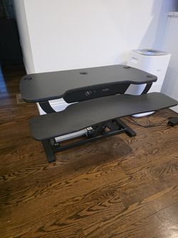Versa Desk - Sit / Stand
