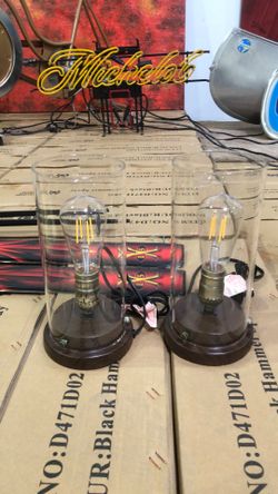 Vintage small Glass lamps 👍 In excellent condition