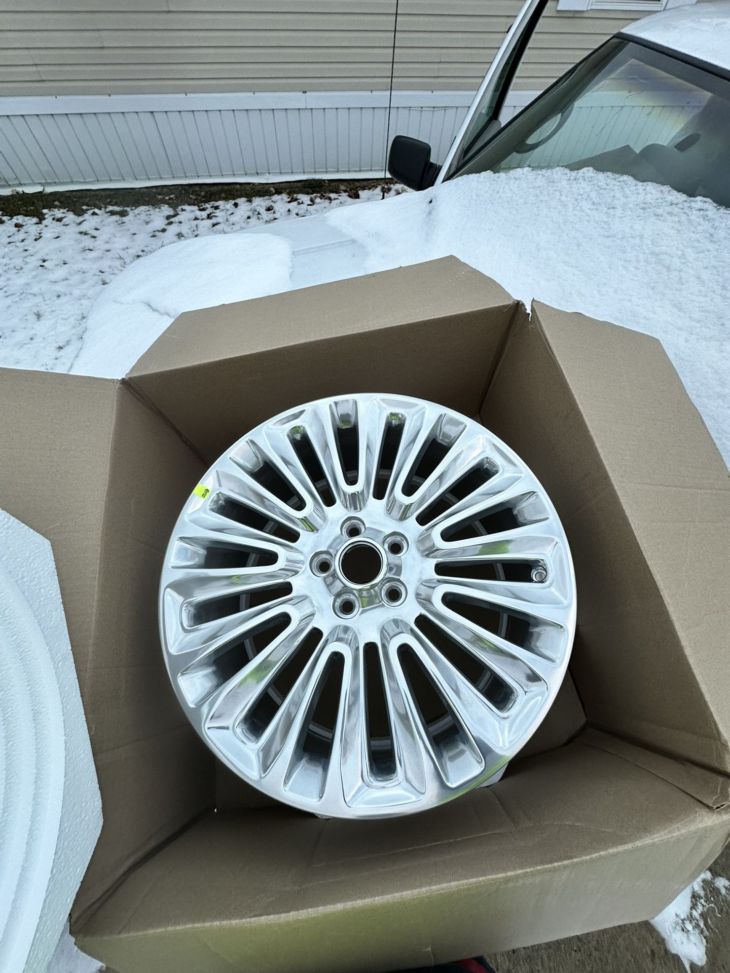 19” Wheel For A 2013-2016 Lincoln MKZ