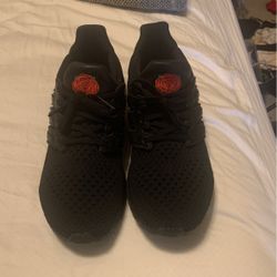 Manchester United Adidas Ultra boost Good Condition