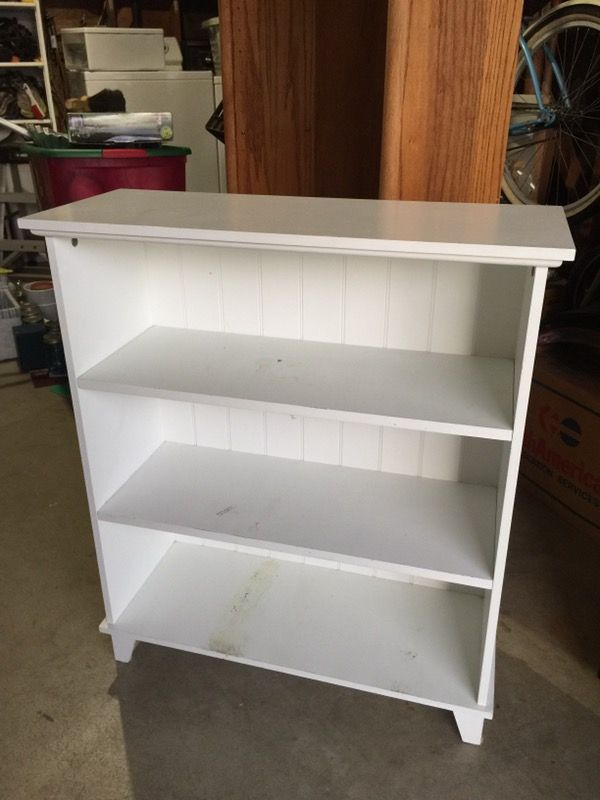 Cute Small Bookshelf