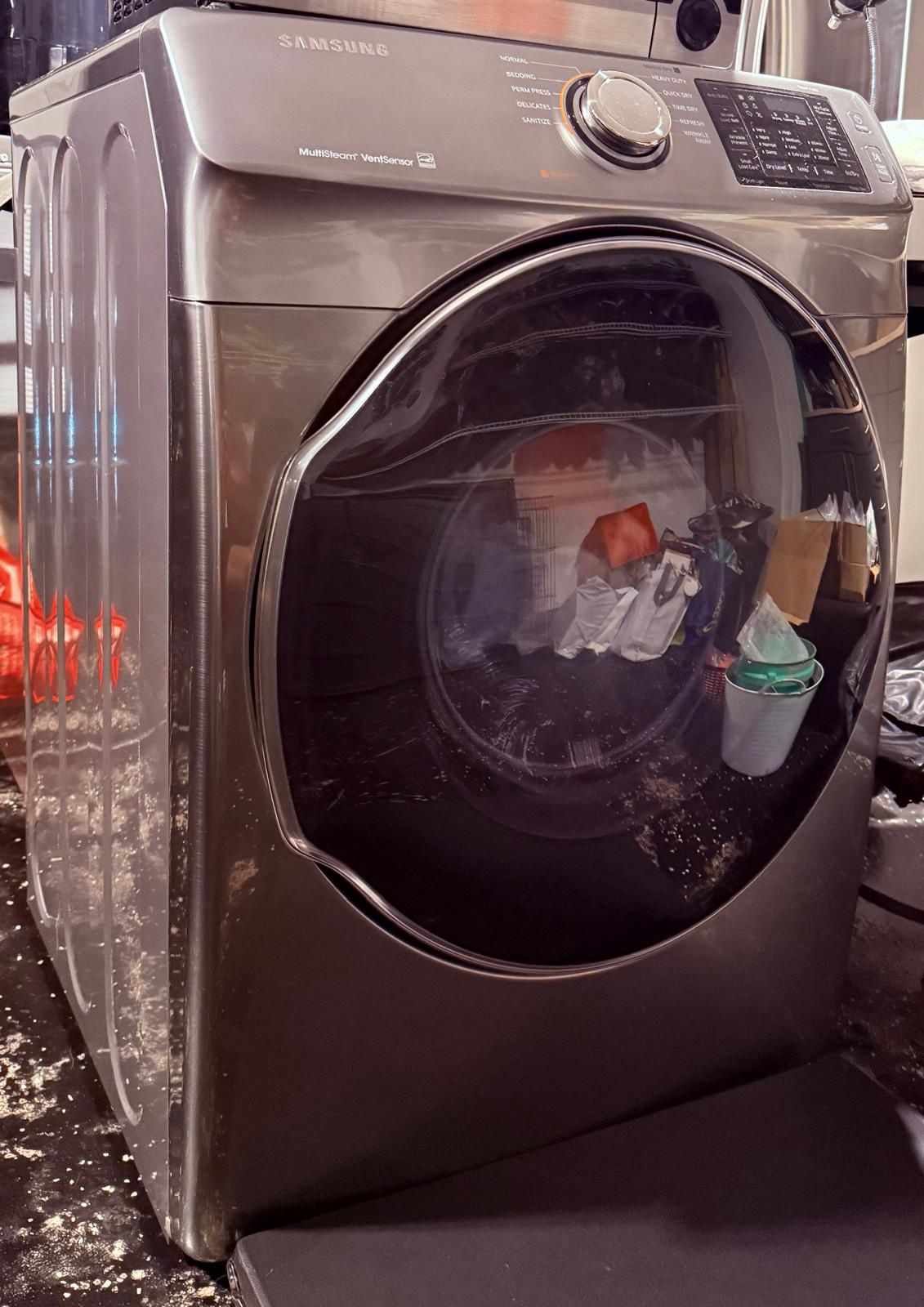 Samsung 7.5 Cu. Ft. Platinum Gas Dryer DVG45M5500P/A3 - Like New