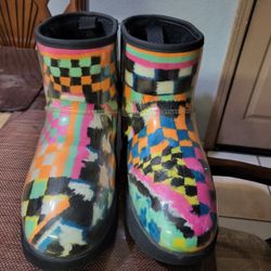 MULTICOLOR UGGS BOOTS SIZE 11 WOMEN'S 