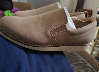 $10 size 10 shoes