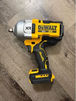 Dewalt 20v XR 1/2” Hight Torque Impact Wrench (DCF961)