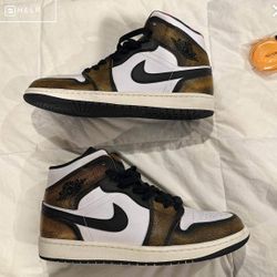 Air Jordan 1 Mid SE Wear Away Taxi 10.5 Mens