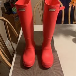 Hunter Boots 39 (8 US)
