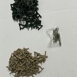 Plastic Toy Soldiers Lot of 76