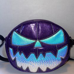 love pain and stitches handcrafted Large bag purple Iridescent