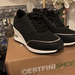 Woman shoes