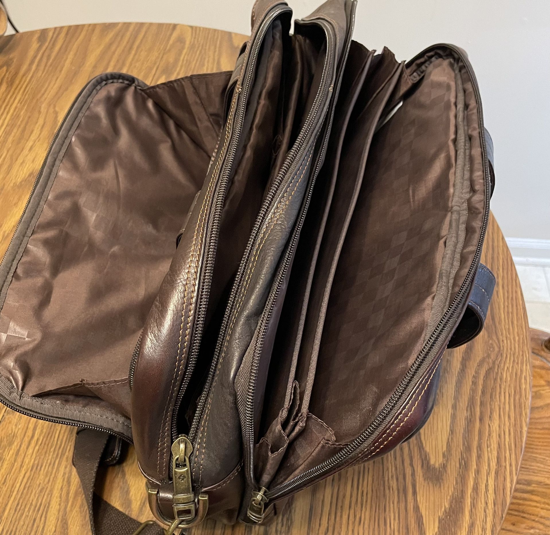 Samsonite Brown Leather Laptop Bag/Briefcase 