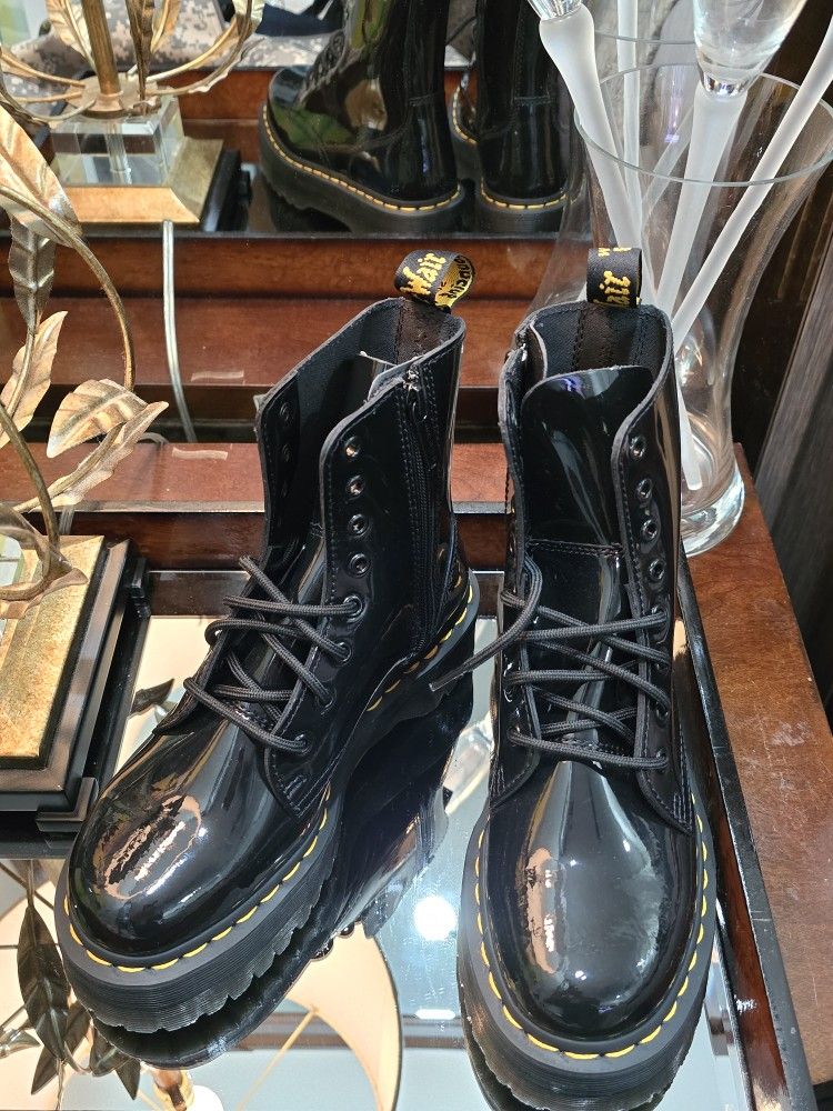 Martens Boots With Air Cushion Soles