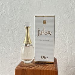 J'ADORE Christian Dior EAU DE PARFUM 5ml/0.17 fl. oz Mini Travel Sz