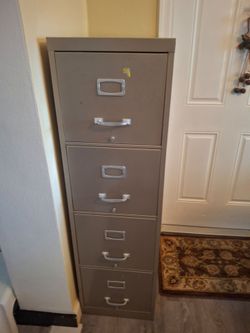 4-Drawer Metal Filing Cabinet