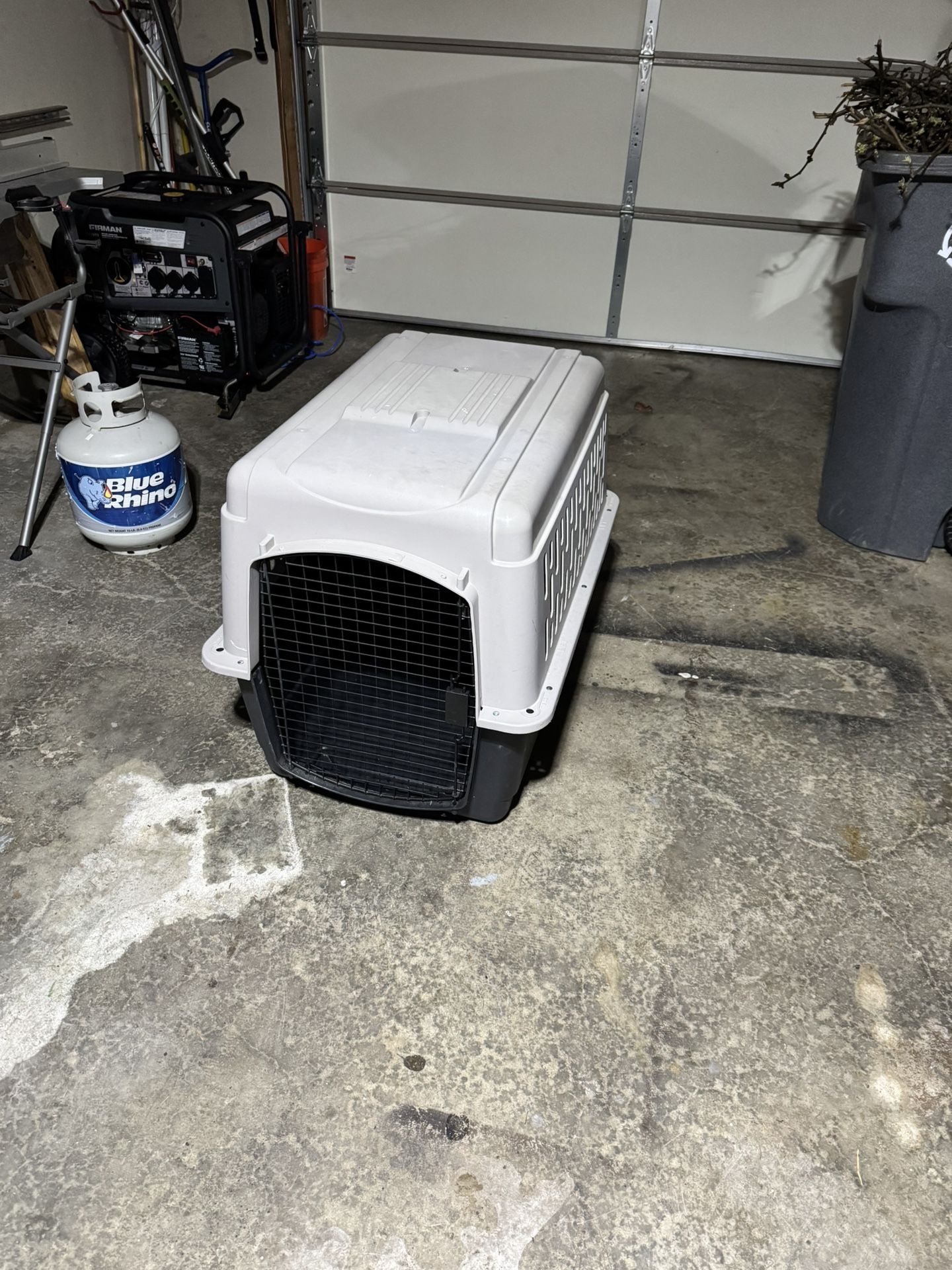 Large Dog Kennel
