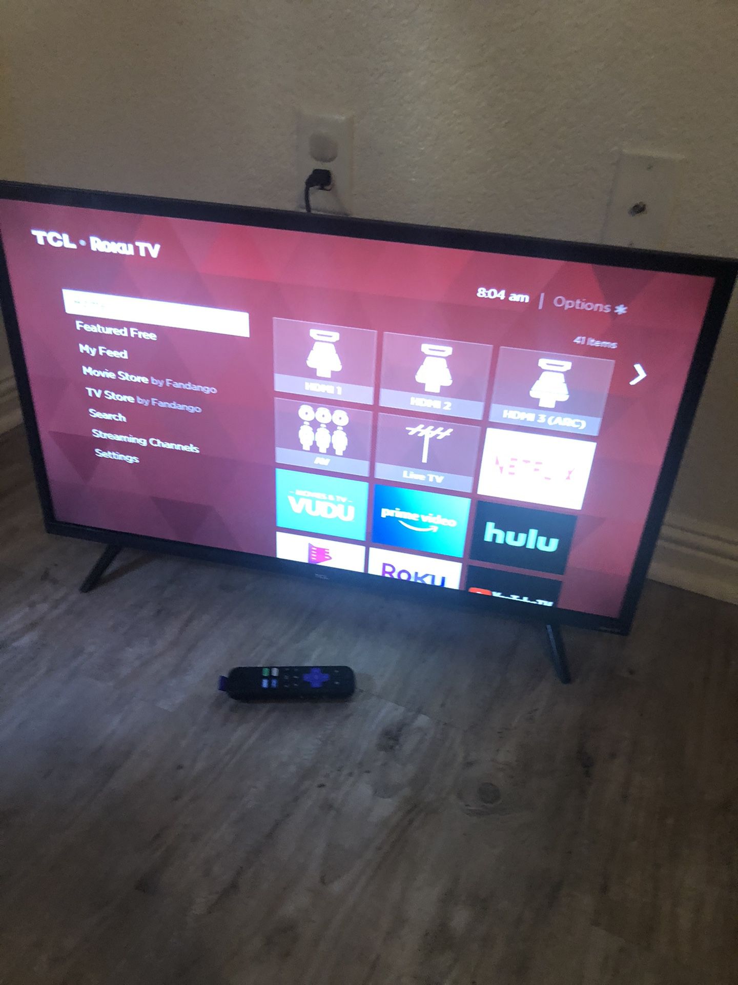 TCL - 32in Flat Screen Tv With Remote