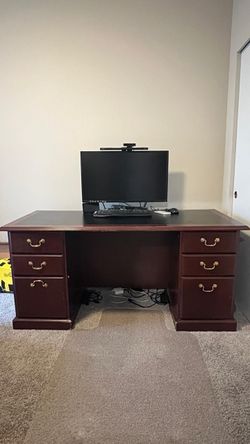 Traditional Wood Executive Desk with Drawers