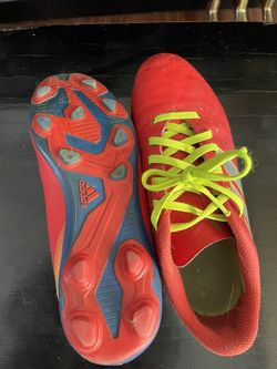 Adidas Size 4.5 Boys Soccer Cleats