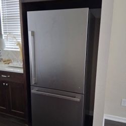 Hisense Refrigerator 