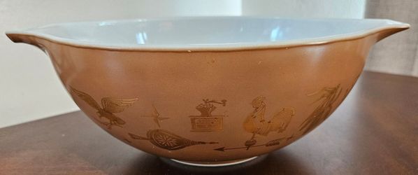 Vintage Pyrex Early American Cinderella Bowl Brown Dish 4 Quart 13”