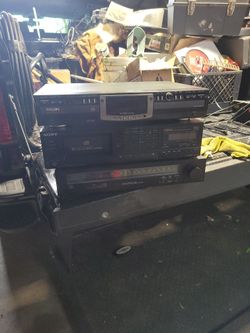 10 Disk CD Changer, CD Recorder And AM FM Tunner
