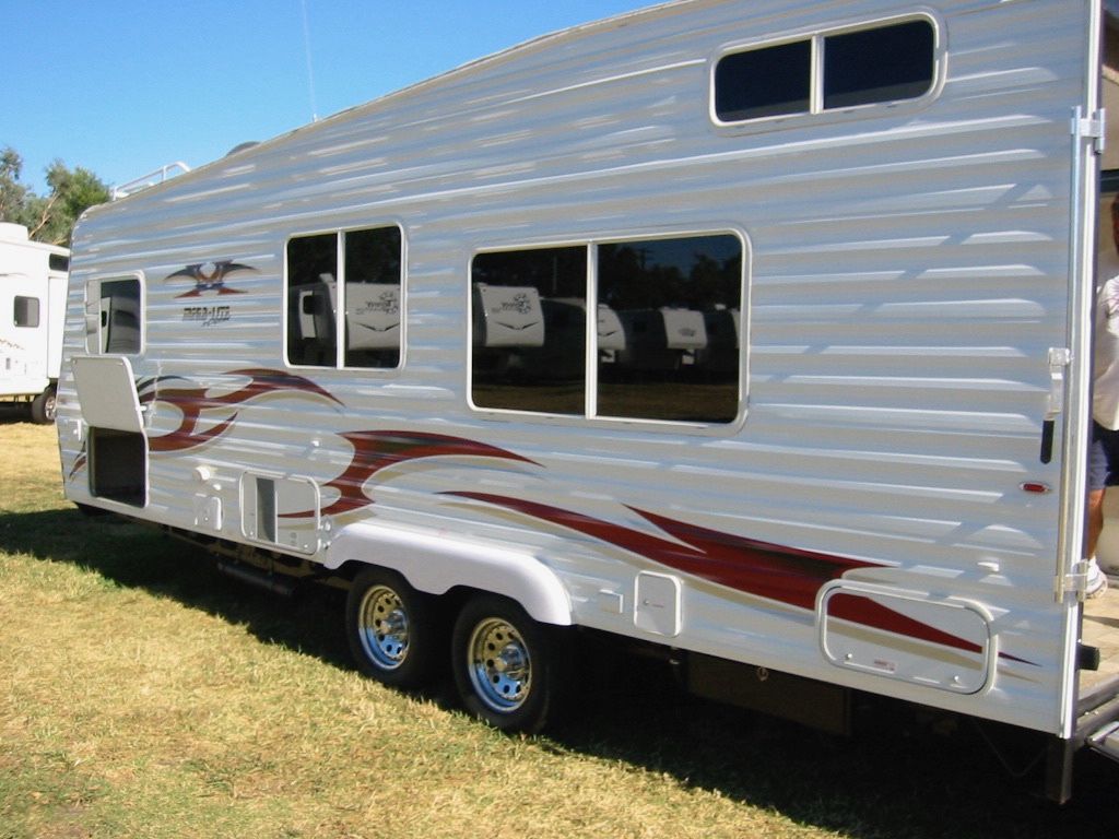 2006 Xtreme Megalite 23ST w/ MEGA options