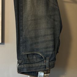 Men’s  Levi’s Jeans. Slim  Straight 