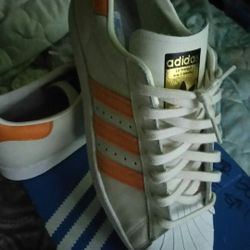 ADIDAS SUPERSTAR