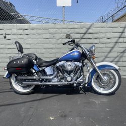 Harley Softail Deluxe