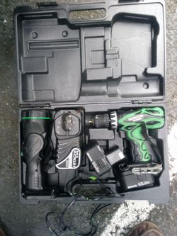 Hitac hi cordless drill set