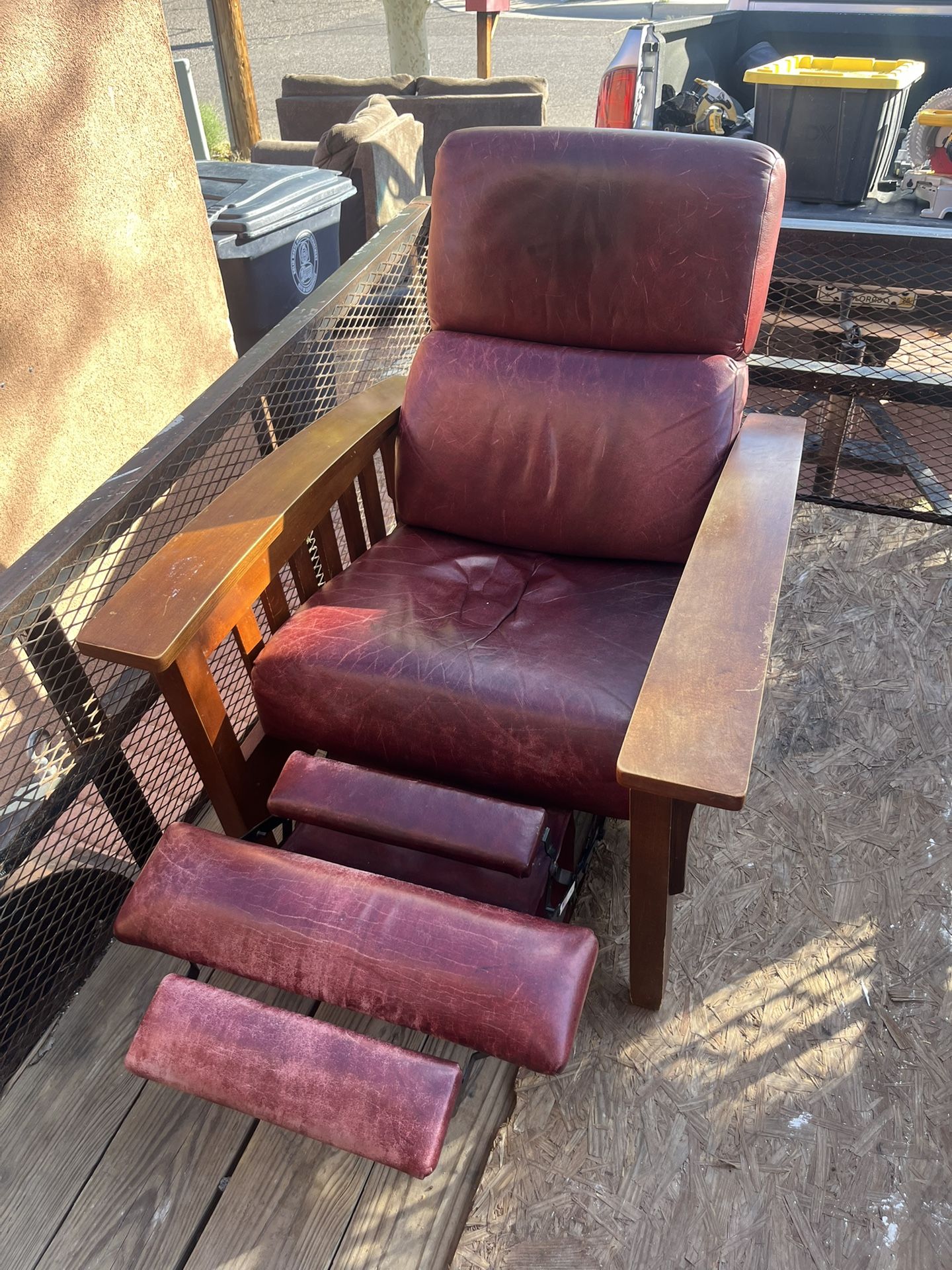 Recliner Chair