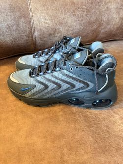 Nike AirMax Tailwind   (Men Size 11)