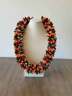 USC Graduation Lei
