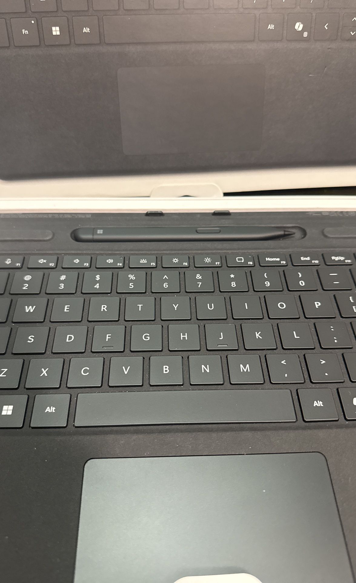 Microsoft Surface Pro Keyboard with Slim Pen New