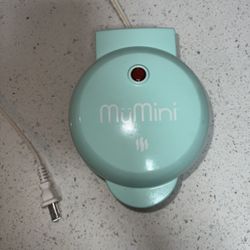 Mini Waffle Maker 