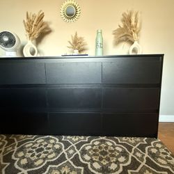 Dresser - 9 Drawer