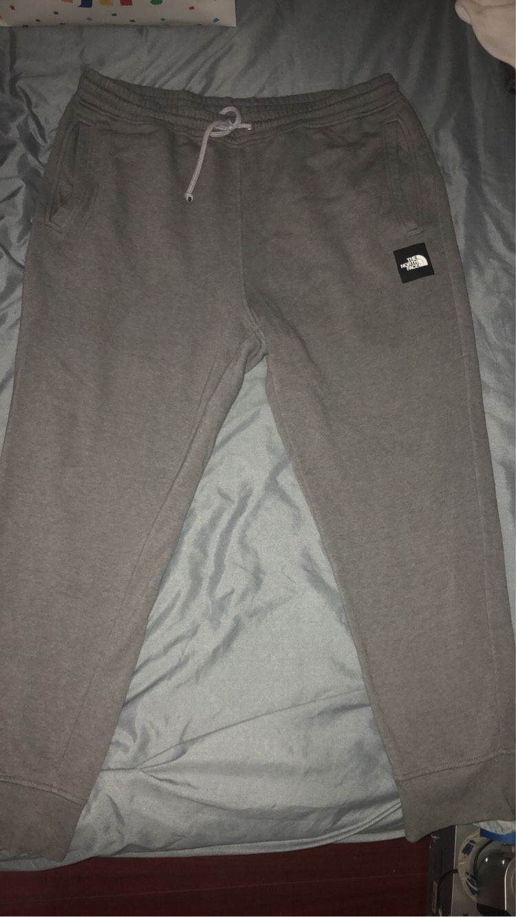 Men’s North Face joggers