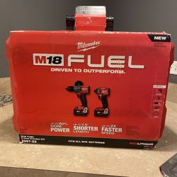 Milwaukee Power Tools