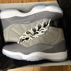 Cool Grey 11s Size 9.5 SEND OFFERS 