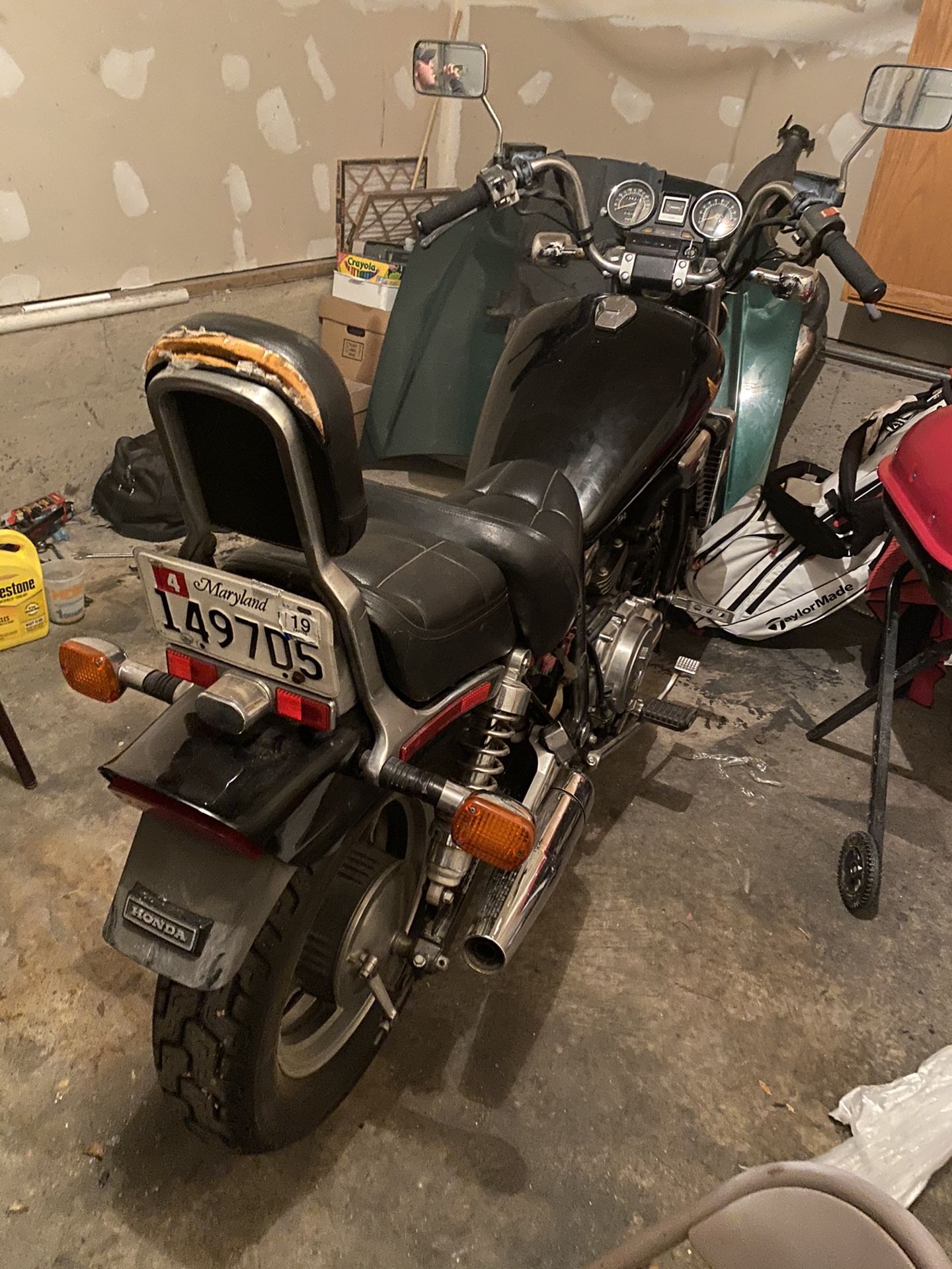 Honda Magna