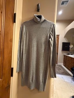 White House, Black market sweater dress - L
