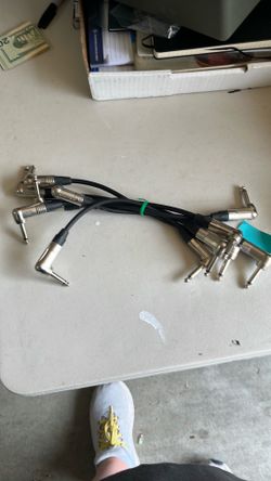 These are Seismic Audio 1/4" right-angle patch cables