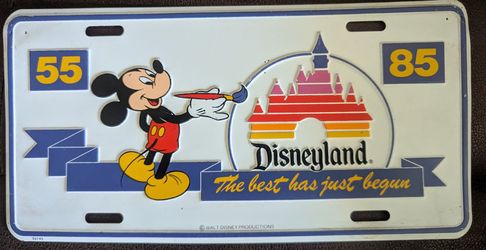 VINTAGE DISNEYLAND 30TH ANNIVERSARY LICENSE PLATE 1(contact info removed)