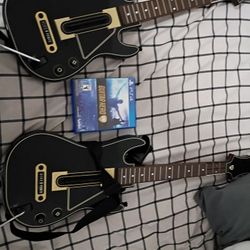 Guitar Hero Live With 2 Guitars PS4