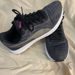 Puma Women Tennis Shoes 