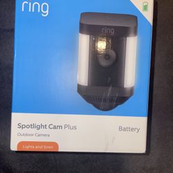 Ring Spotlight Cam Plus, Battery - Black