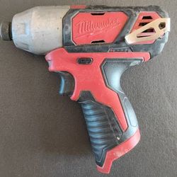 Milwaukee M12 1/4 driver