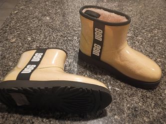 UGG Clear Mini Boots