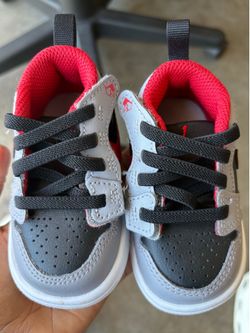 Baby shoes