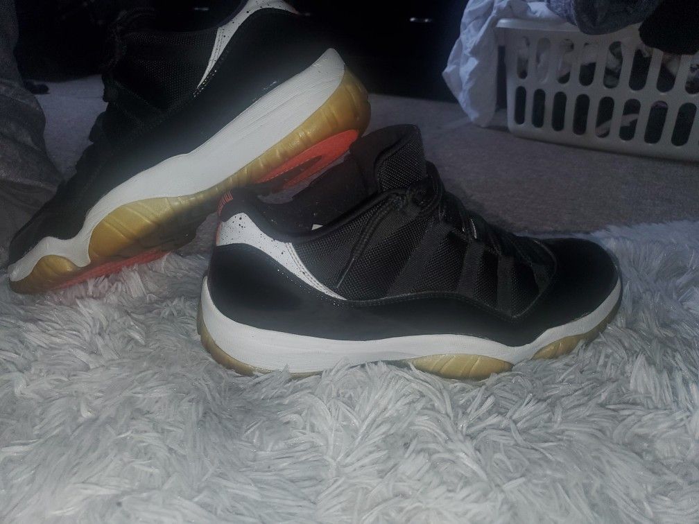 Jordan 11 low size 13